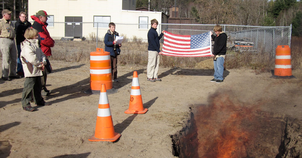 2011 Flag Retirement - photo